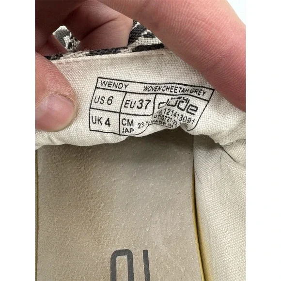 Hey Dude Wendy Women's Slip-On Shoes Cheetah Grey Size 6 Casual - Picture 8 of 8